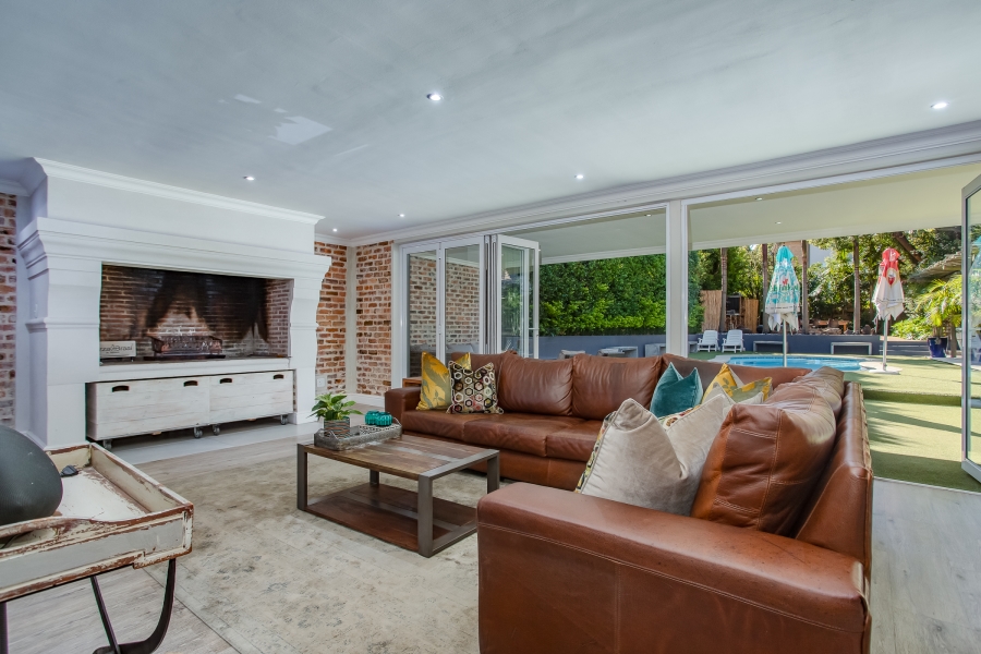 4 Bedroom Property for Sale in Buitenverwagting Western Cape